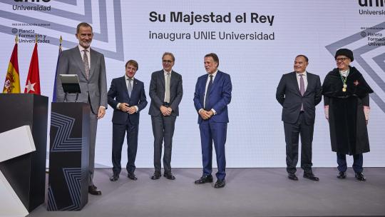 Inauguración Rey UNIE