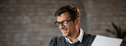 what is credit controller